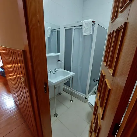 Juvenil Espinosa De Monteros *