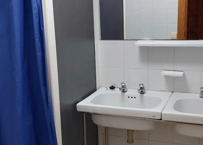 게스트하우스 Juvenil Espinosa De Monteros